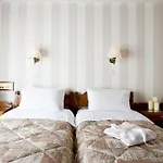 Kouros Otel 3*
