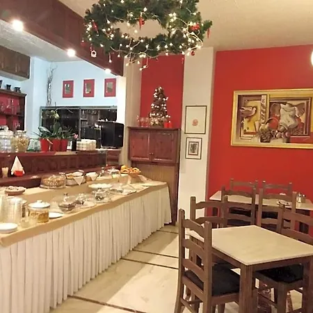 Kouros Otel 3*