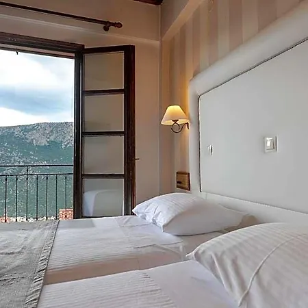 Otel Kouros